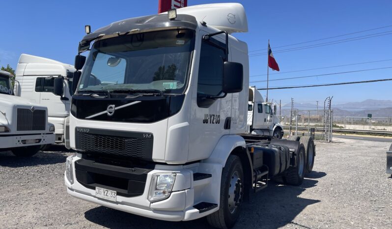 VOLVO VM 330 AÑO 2017 6X2 + IVA