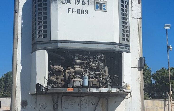 
								SEMIRREMOLQUE RANDON   3 ejes suspensión neumática con uno de levante Sin IVA full									