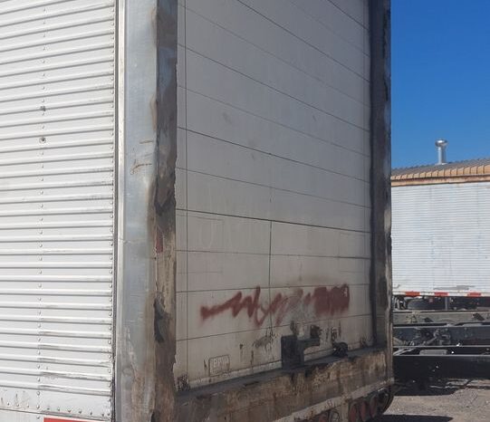 
								SEMIRREMOLQUE RANDON   3 ejes suspensión neumática con uno de levante Sin IVA full									