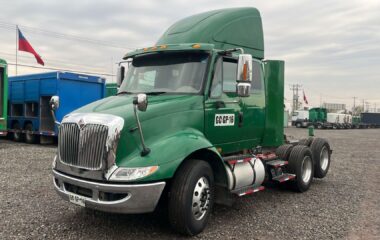 INTERNATIONAL 8600 TRACTO +IVA+5% COMISION AÑO 2014