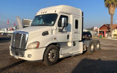 FREIGHTLINER CASC 113 Motor DETROIT 430 HP+IVA+5% COMISION AÑO 2016