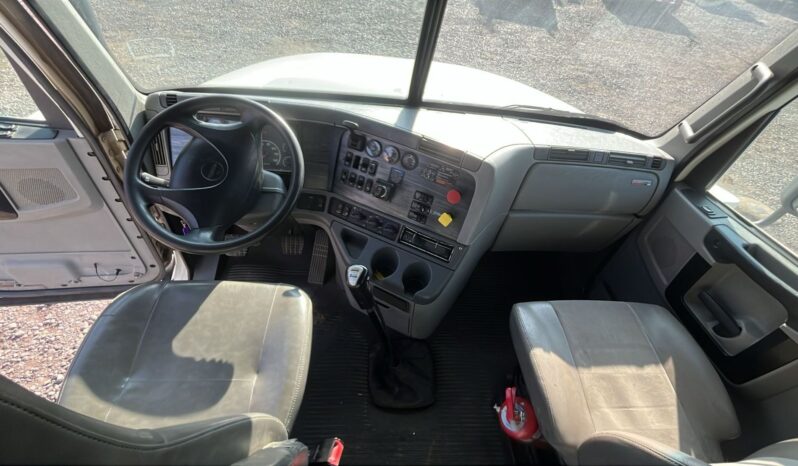 
								FREIGHTLINER CL 120CL120 +IVA+5% COMISION TRACCION 6X4 430 HP AÑO 2015 full									
