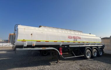 SEMIRREMOLQUE RANDON ESTANQUE 3 ejes suspension neumatica 3000 lts,16 mts largo+iva+5%+IVA+5% COMISION AÑO 1996