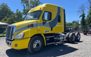 CASCADIA 113 AUTOMATICO/MOTOR DETROIT 6×4, 430 HP+IVA+5% AÑO 2018