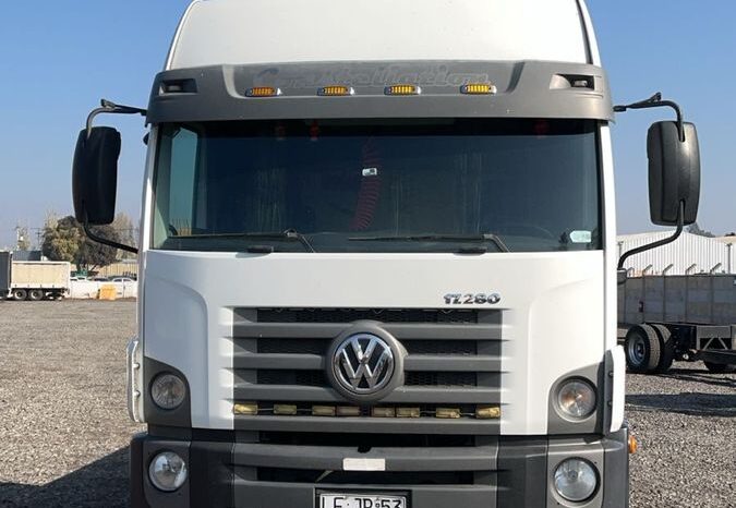 
								VOLKSWAGEN CONSTELLATION 17280 mecanico 10000 kgs, 4×2(L.CARROZADO 6,50X2,60 MTS)+IVA+5% COMISION AÑO 2019 full									
