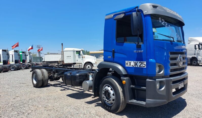 
								VOLKSWAGEN CONSTELLATION 17280 AUTOMATICO, 10000 Kgs (7.80, 2.50, 2,20)+IVA AÑO 2016 full									