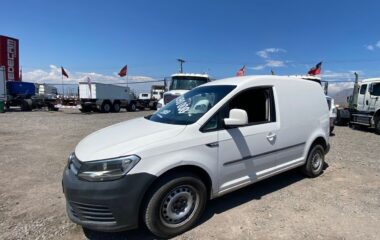 VOLKSWAGEN CADDY 2.0 MECANICO, DIESEL 4 cilindros, 3 PUERTAS+IVA+5% COMISION AÑO 2019