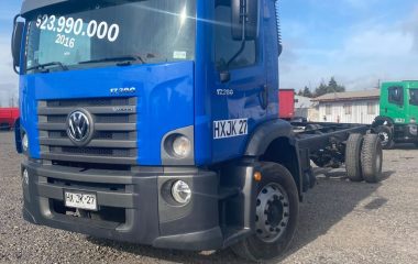 VOLKSWAGEN CONSTELLATION 17280 AUTOMATICO, 10000 Kgs 4X2+ IVA (C/ALARGUE 7,65 Mts) AÑO 2016