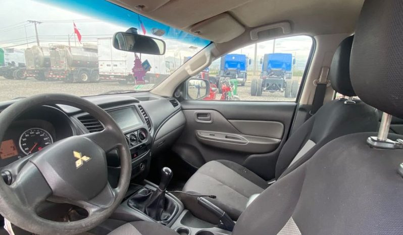 
								MITSUBISHI L200 D/C TD WORK CR 4X2, 4 Puertas, Mecanica, Diesel(IVA INLUIDO)+5% COMISION AÑO 2019 full									